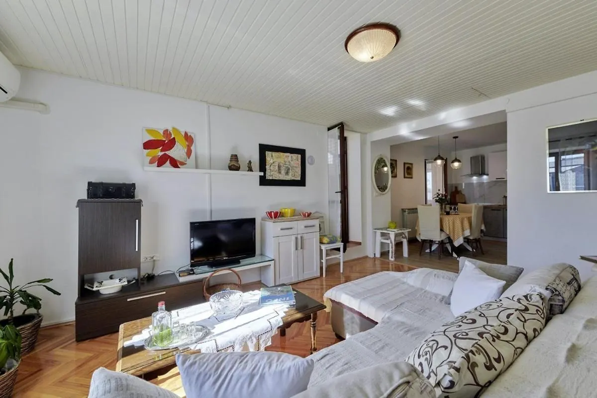 מלון Casa Emilia In Vodnjan * Istrien בית הארחה