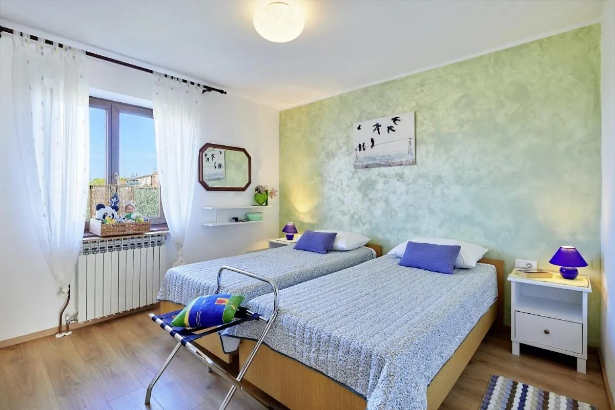 בית הארחה מלון Casa Emilia In Vodnjan * Istrien